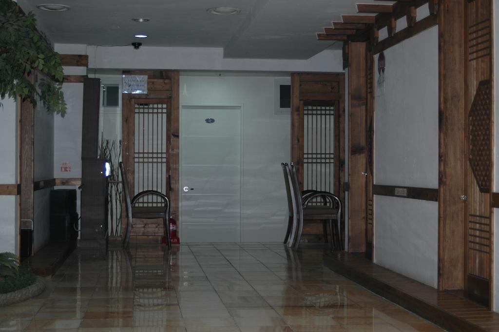 Itaewon Land Spa & Guesthouse โซล ภายนอก รูปภาพ